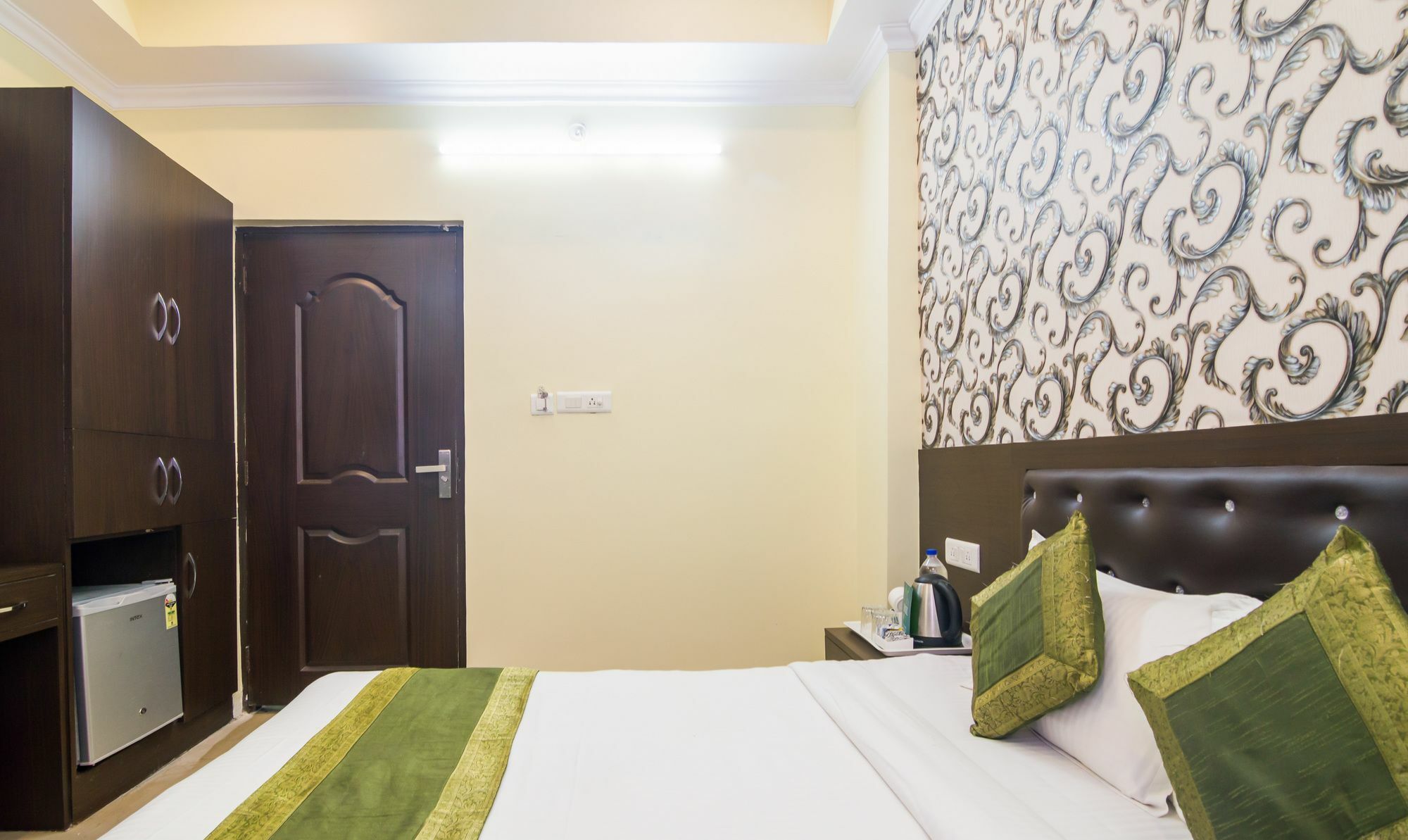 Itsy By Treebo - Coral Tree Gomti Nagar Hotel Lucknow Bagian luar foto